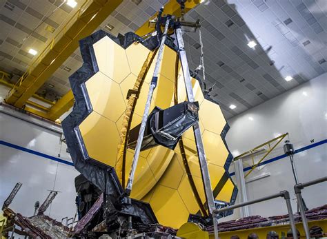 Space Telescope Live.